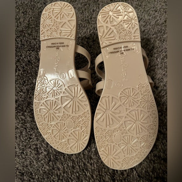 Women’s Lilly Pulitzer Size 6 Harlow Jelly Sandals NWOT Tan Cream Bows Summer - Picture 3 of 5